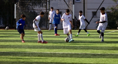 Azerbaycanlı antrenör, Trabzonspor sevdasını ülkesine taşıdı (Foto Galeri) 