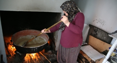 Ordulu çift, kentin asırlık helvasını 30 yıldır birlikte hazırlıyor (Foto Galeri) 