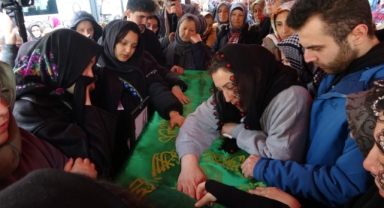 Tuana Torun, Görele'de Son Yolculuğuna Uğurlandı (Foto Galeri) 