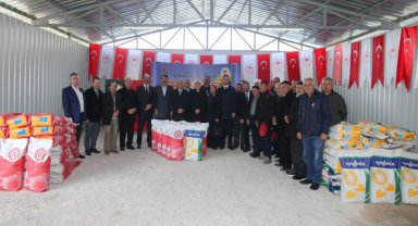 Amasya'da çiftçilere ayçiçeği tohumu dağıtıldı