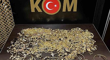 Artvin polisinden kaçak altın operasyonu