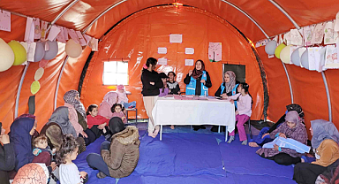 Çadır kentlerde manevi destek hizmeti
