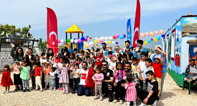 Hatay'da çocuklar bayram sevinci yaşadı