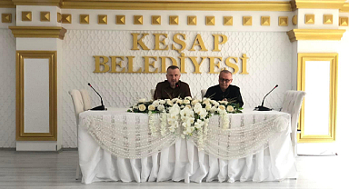 Keşap Belediyesi Meclis toplantısı yapıldı