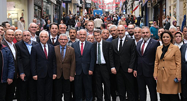 Nurettin Canikli'ye sevgi seli