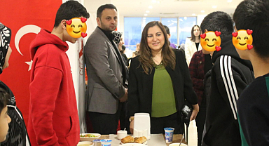 Sema Ünlü, yetim ve öksüz çocuklarla iftarda buluştu