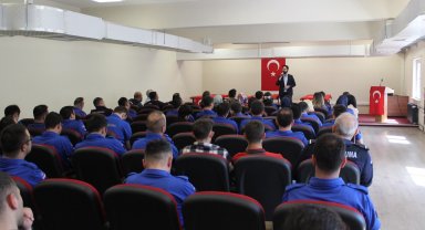 "Aile içi İletişim ve Kadına Şiddet" konulu konferans