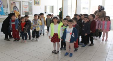 Bafra'da anaokulu öğrencilerine trafik kuralları anlatıldı