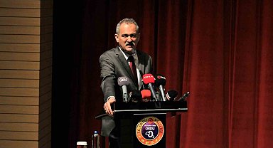 Bakan Özer: "Okul öncesi eğitimde ek ücreti kaldırıyoruz"