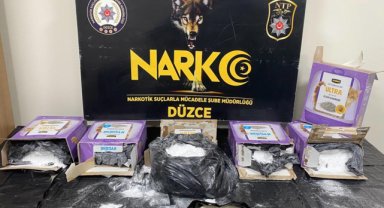 Düzce'de yolcu otobüsünde sentetik uyuşturucuyla yakalanan 2 şüpheli gözaltına alındı