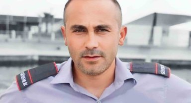 Geri gelen iş makinesinin altında kalan güvenlik görevlisi hayatını kaybetti