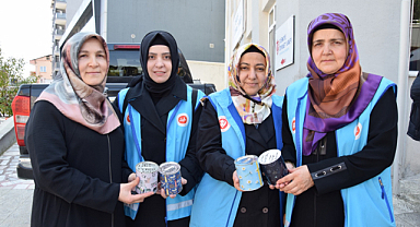 Hafızlık öğrencileri, kumbaralarını kardeşleri için bağışladı