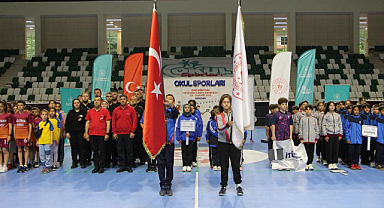 Küçükler Badminton Türkiye Finalleri Açılış Seremonisi