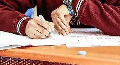 LGS sınavına hazırlanan öğrenciler matematiğe odaklanıyor