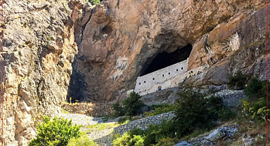 Meryemana Manastırı turist bekliyor