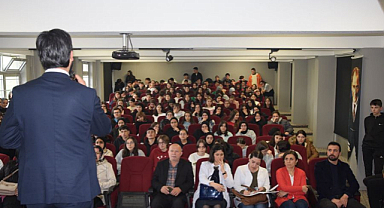 Müftülükten okullarda anneler günü konferansı