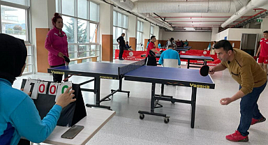 Özel Sporculardan masa tenisi turnuvası