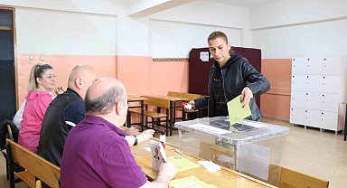 Samsun'da oy kullanma işlemi başladı