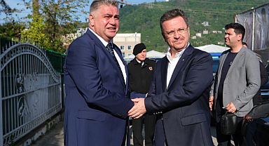 Vali Ünlü, Giresunspor'u ziyaret etti
