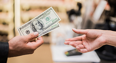 Dolar/TL, 23,67 seviyesinden işlem görüyor