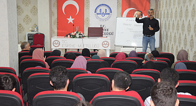 Espiye'de Kur'an kursu öğrencilerine yönelik seminer düzenlendi