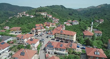 Köylüler güneş enerjisi sistemiyle kendi elektriklerini üretiyor