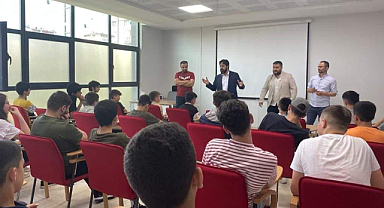 Müftü Gülbe gençlerle buluştu