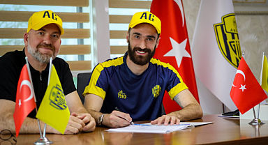 Bajic'ten 2 yıllık imza