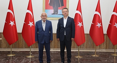 Eski Giresun Valisi Şahin’den Ünlü'ye ziyaret