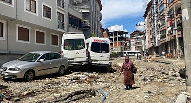 Selin yol açtığı hasar gideriliyor