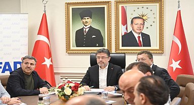 Tarım ve Orman Bakanı Yumaklı, selden etkilenen Düzce'de