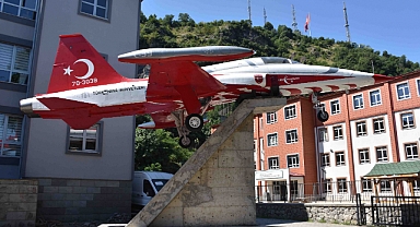 Türk Yıldızları'nın gösteri uçağı, eğitimde kullanılacak