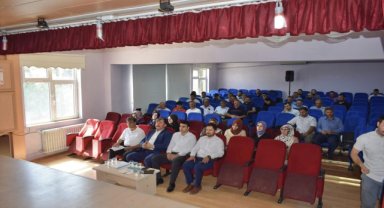 Yakakent'te din görevlilerine yönelik "Etkili Din Eğitimi Semineri" düzenlendi