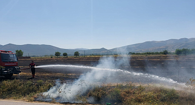 Anız yangını söndürüldü