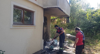 Araç lastiği yangını söndürüldü