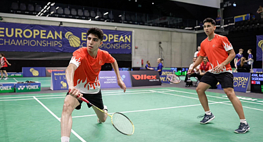 Badmintonda madalya avı