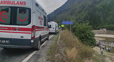 Kamyonet dereye yuvarlandı: 1 ölü 1 yaralı