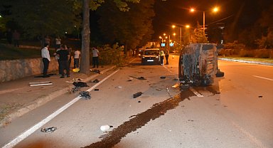 Kaza yaptı aracını bırakıp kaçtı