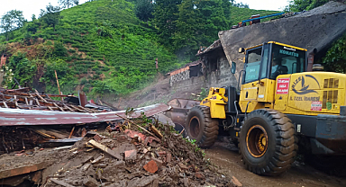 Rize'de 8 ev boşaltıldı