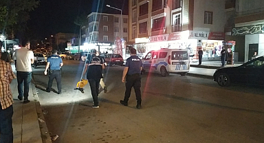 Sokak ortasında tüfekli kavga