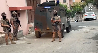 Uyuşturucu satıcılarına şafak baskını