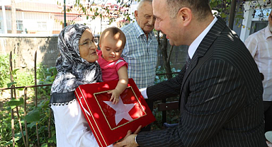 Vali Serdengeçti Şehitleri unutmadı