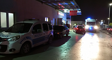Bıçaklı kavgada bekçi yaralandı