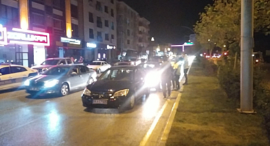 Önce kaza yaptı sonra bıçaklandı