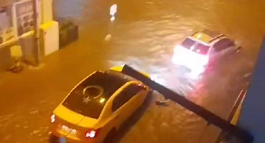 Giresun'da sağanak yağış hayatı olumsuz etkiledi