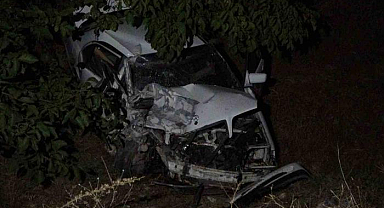 İşçi servisi ile otomobil çarpıştı: 13 yaralı