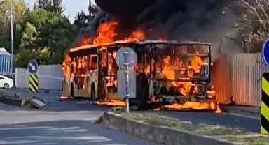 Otobüs alev alev yandı