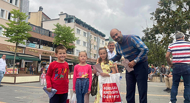 Sadece seçimde değil, her zaman sahadayız