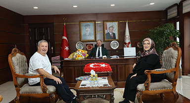Vali Serdengeçti, şehit ailesini ağırladı