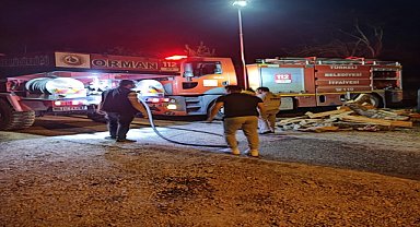 Yanan ev kullanılamaz hale geldi